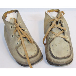 Baby Child Toddler White Leather Shoes Old Vintage Halloween Prop Display String